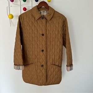 Classic Burberry Quilted Jacket in Camel